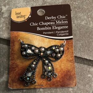 Bead Landing Derby Chic Pendant